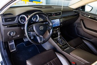 Škoda Superb L&K DSG / TOP STAV / LED Matrix / Aj na splátky - 9