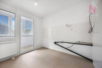 3 izbový byt v Petržalke, kompletná rekonštrukcia - Bzovícka - 9