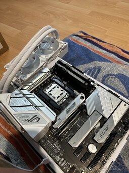 SKLADANIE, UPGRADE A ČISTENIE PC | Partizánske + okolie - 9