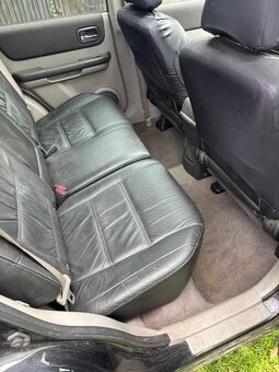 Nissan x trail 2.2 Angličan 4x4 - 9