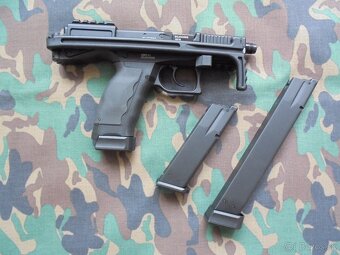 ASG USW A1 gas/CO2 GBB. - 9