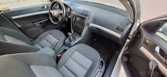 Predám Škoda Octavia Combi 1.9 Tdi 77Kw ELEGANCE - 9