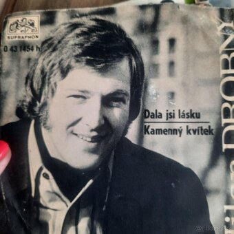 Predám staré vinylové platne 60 ks - 9
