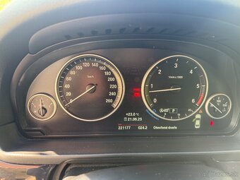 Predám BMW 530 d Xdrive 2016 - 9