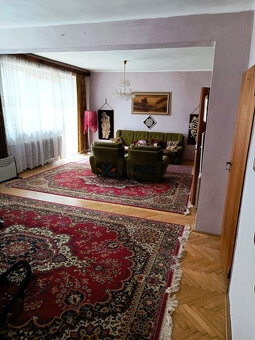 Predaj priestranného rodinného domu - 340 m² v lukratívnej l - 9