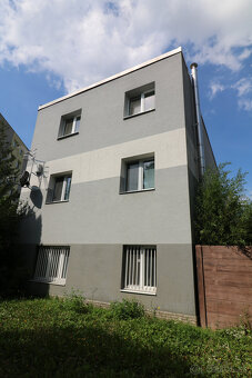 PREDAJ PRIESTORU 85 M2 + 2 PARKOVACIE MIESTA - 9