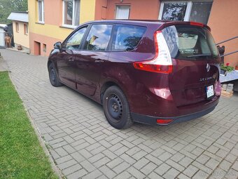 Renualt grand scenic 1.5dci 81kw 2013 - 9