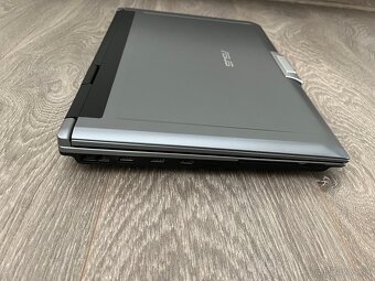 Asus F5GL - 9
