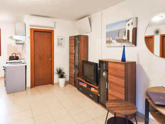 Na predaj 3-izbový apartmán na ostrove Vir v Chorvátsku - 9