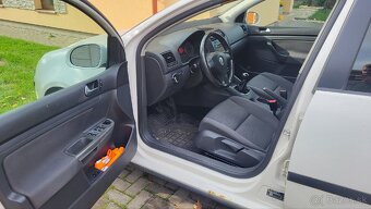 Volkswagen Golf V - 9