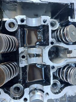 Yamaha XT 600 2KF vrch motora - 9