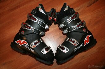 junooprské lyže dynamic 130 cm , lyžiarky salomon - 9