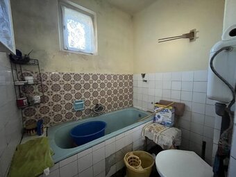 Felsőtelekes trojizbový dom s terasou a veľkým pozemkom - 9