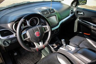 Fiat Freemont 2.0 16V 170k MultiJet Longue 4x4 A/T - 9