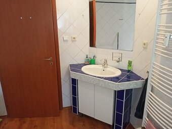 Dam do prenajmu trojizbovy byt v Nitre - 9
