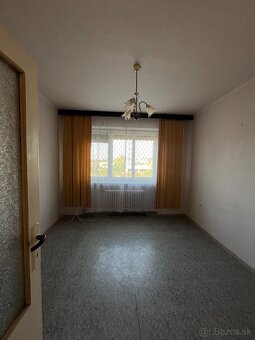 V Štúrove na predaj 5izb. RD s výhladom na Baziliku - 9