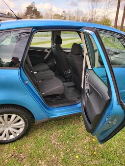 Predám Citroën C4 Picasso 2.0 benzín,automat 103kw - 9