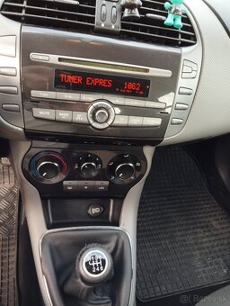 Fiat Bravo 1,4turbo benzín - 9