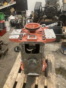 Motor po GO Zetor Z6901 vhodné aj pre URSUS C-355 - 9