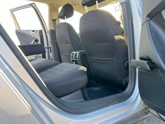 Predám Volkswagen Passat b6 2.0tdi 103kw - 9