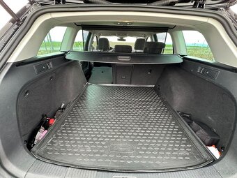 Volkswagen Golf 7.5 Variant 2.0 TDi Dsg - 9
