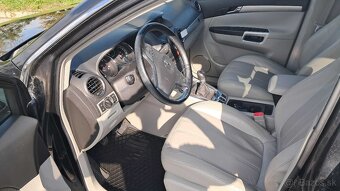 Predam Opel ANTARA 2,2 cDTi, 4x4 5/2015  137000km - 9