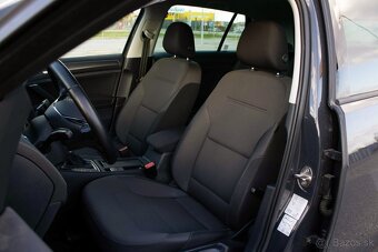 Volkswagen Golf e Šedá/ sivá - 9
