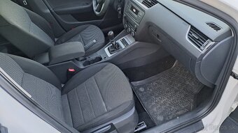 Škoda OCTAVIA Combi 2.0 TDI xenon - 9