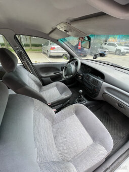 Renault Megane Grandtour - 1.6 - 16V - 79kw - 2001 - 9