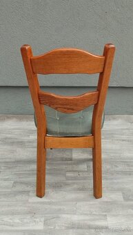 Set masívnych stoličiek – ( 4 KS ). - 9