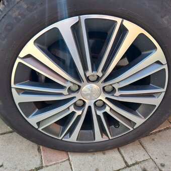 Predám Peugeot 308 1.5 bluehdi r.v.2021 - 9