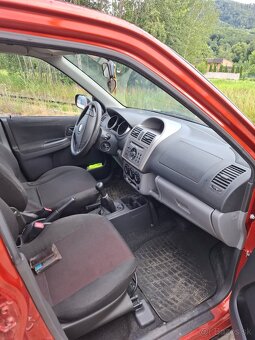 Suzuki Ignis 1,3 wwt 69 kw benzín r.v.2007 - 9