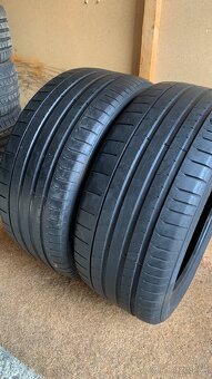 285/40r21 Pirelli letne - 9