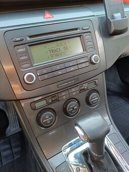Volkswagen Passat B6 2.0 FSI 2006, 138 000 km - 9