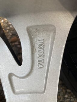 Toyota Yaris 4x100 175/65R15 - ako nové - 9