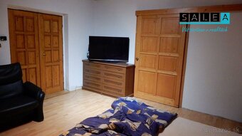 Útulný rodinný dom, 210 m2, garáž, letná kuchyňa, bazén, kli - 9