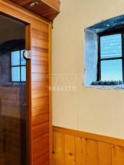 TUreality ponúka na predaj jedinečný zrekonštruovaný dom... - 9