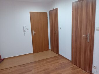 Na predaj pekný prerobený 3 izb.byt v peknom prostredí - 9