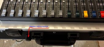 Predám mixpult Dynacord CMS 600-3 - 9