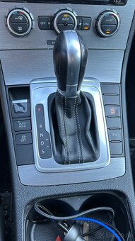 Volkswagen Passat Variant 2.0 TDI BMT 177k Highline DSG - 9