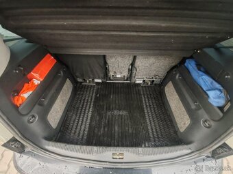 Škoda roomster max 2008 1.4 63kw - 9