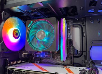 Ryzen 7 5700X\16GB\RTX 3080\SSD\850W Zdroj - 9