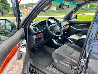 Toyota Land Cruiser 120 3.0 D-4D - 9