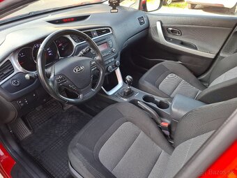 Predam Kia Ceed SW 1.6Crdi 100kW. Kupene na SK-1.majitel - 9