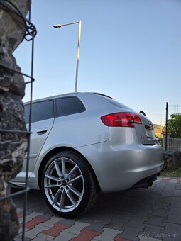 Audi A3 Sportback 2.0TDI quattro - 9