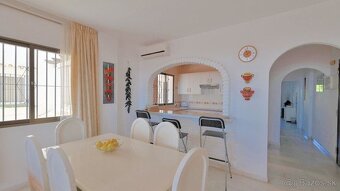 Elegantný apartmán s dychberúcim výhľadom na more v srdci Ca - 9