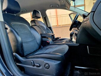 Škoda Superb Combi 2.0 TDI CR Laurin&Klement.R.V.2012. - 9
