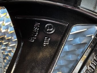 R19 Skoda Octavia RS nové elektróny komplet letná sada - 9