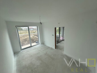 Predaj moderného rodinného domu v obci Červeník - 9