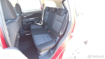 MITSUBISHI OUTLANDER 2,0 MIVEC 2WD CVT 5M - 9